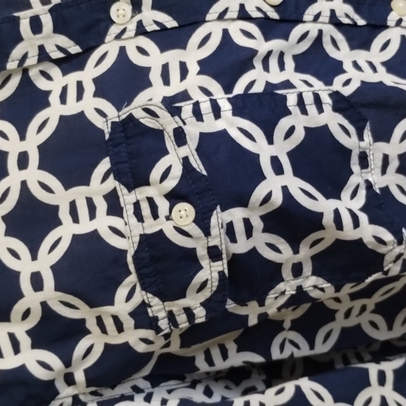 St. John's Bay Geometric Print Navy/white Size Large Button down Longsleeve - Picture 4 of 8